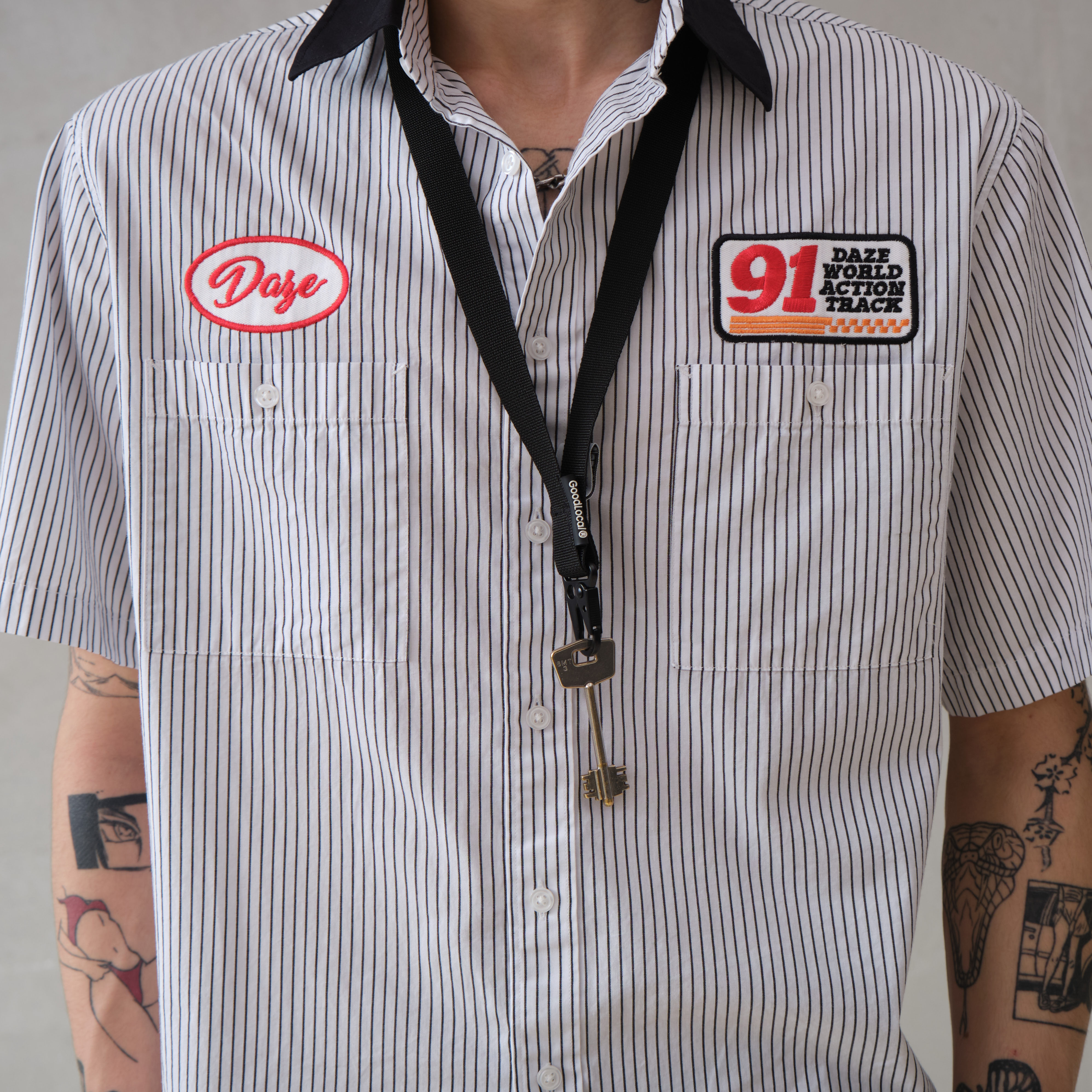 картинка Лента на шею Lanyard Tech Line Black от магазина Good local