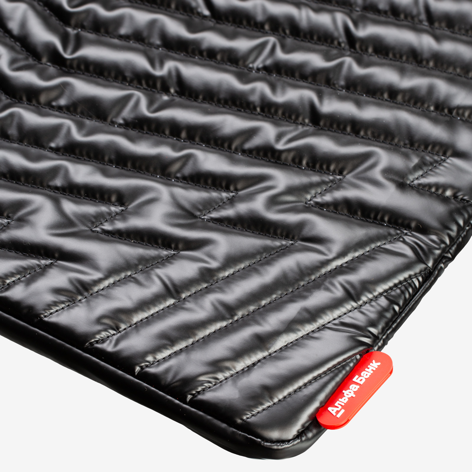картинка Laptop Сase Puff Matte Black Alfa Bank от магазина Good local